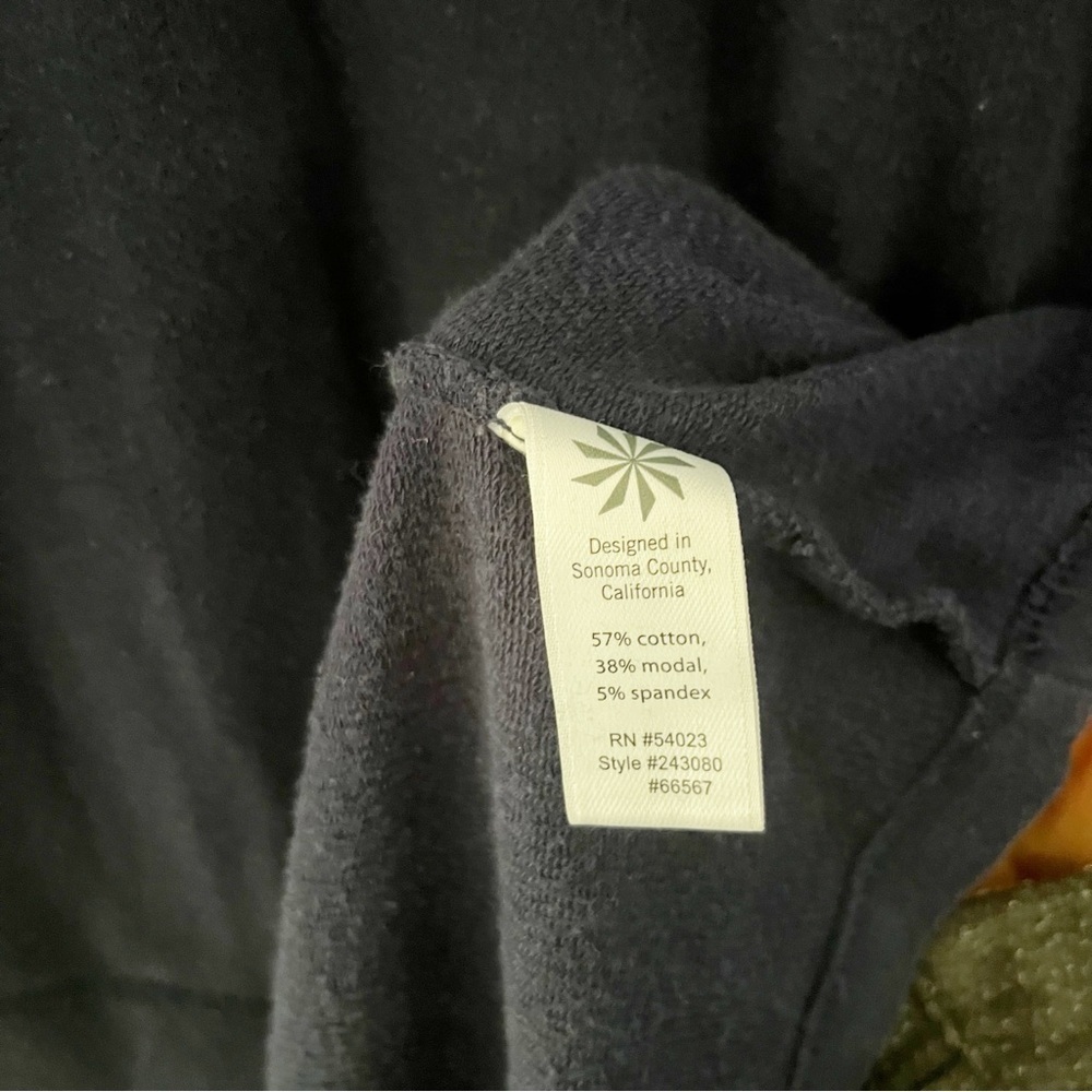 Athleta Navy Blue Oversized Sweatshirt Enchanted Dress Size Medium - Picture 9 of 9